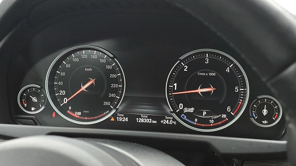 Купить БМВ КС5 2016г.
