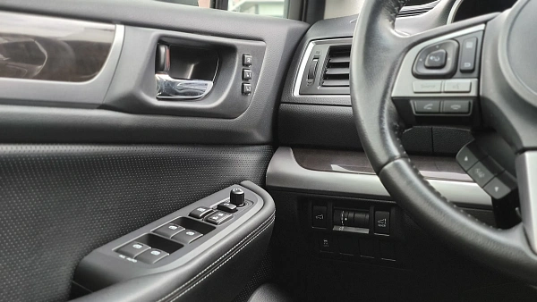 Купить Субару Оутбак 2015г.