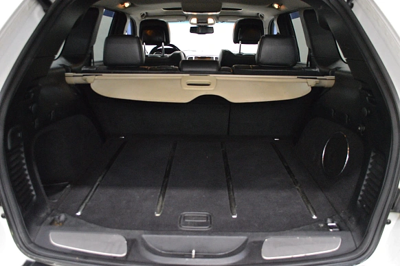 Купить ДЖип Чероки 2012г.