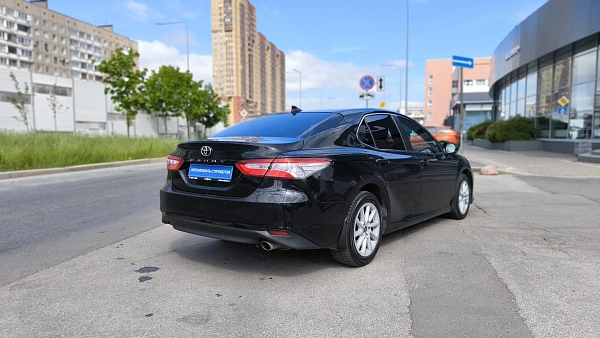 Купить Тойота Камрй 2021г.