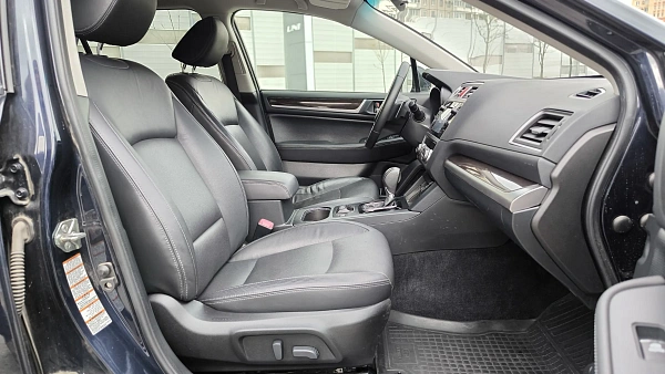 Купить Субару Оутбак 2015г.