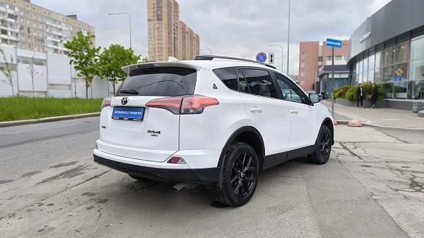 Купить Тойота Новый RAV4 2018г.