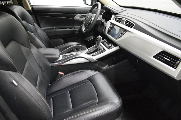 Купить Джили Атлас 2021г.