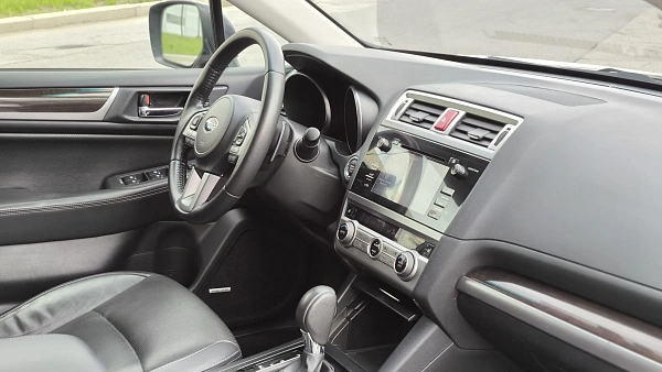 Купить Субару Оутбак 2015г.