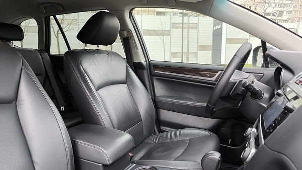 Купить Субару Оутбак 2015г.