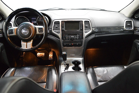 Купить ДЖип Чероки 2012г.