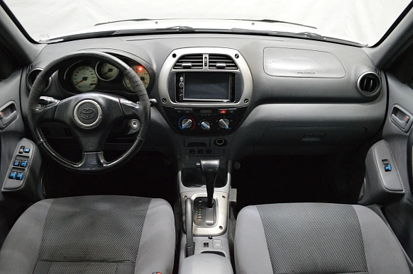 Купить Тойота Новый RAV4 2001г.