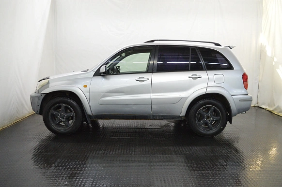 Купить Тойота Новый RAV4 2001г.