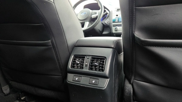 Купить Субару Оутбак 2015г.