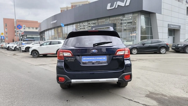 Купить Субару Оутбак 2015г.