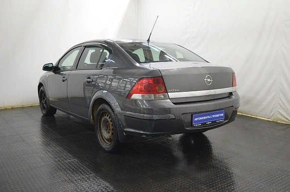 Купить Опель Астра 2011г.