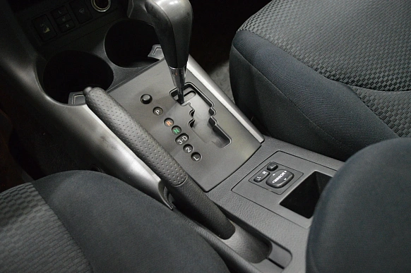 Купить Тойота Новый RAV4 2006г.