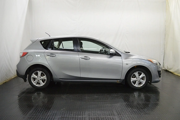 Купить Мазда Mazda 3 2011г.