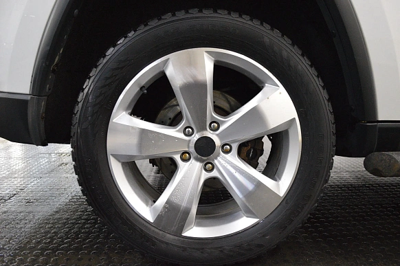 Купить ДЖип Чероки 2012г.