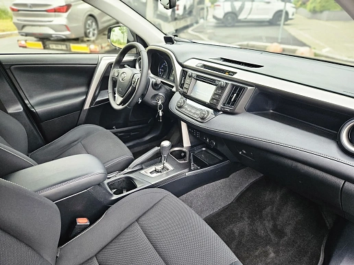 Купить Тойота Новый RAV4 2016г.