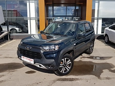 Lada Niva Travel