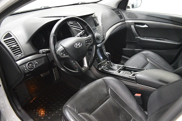 Купить Хёндай и40 2015г.